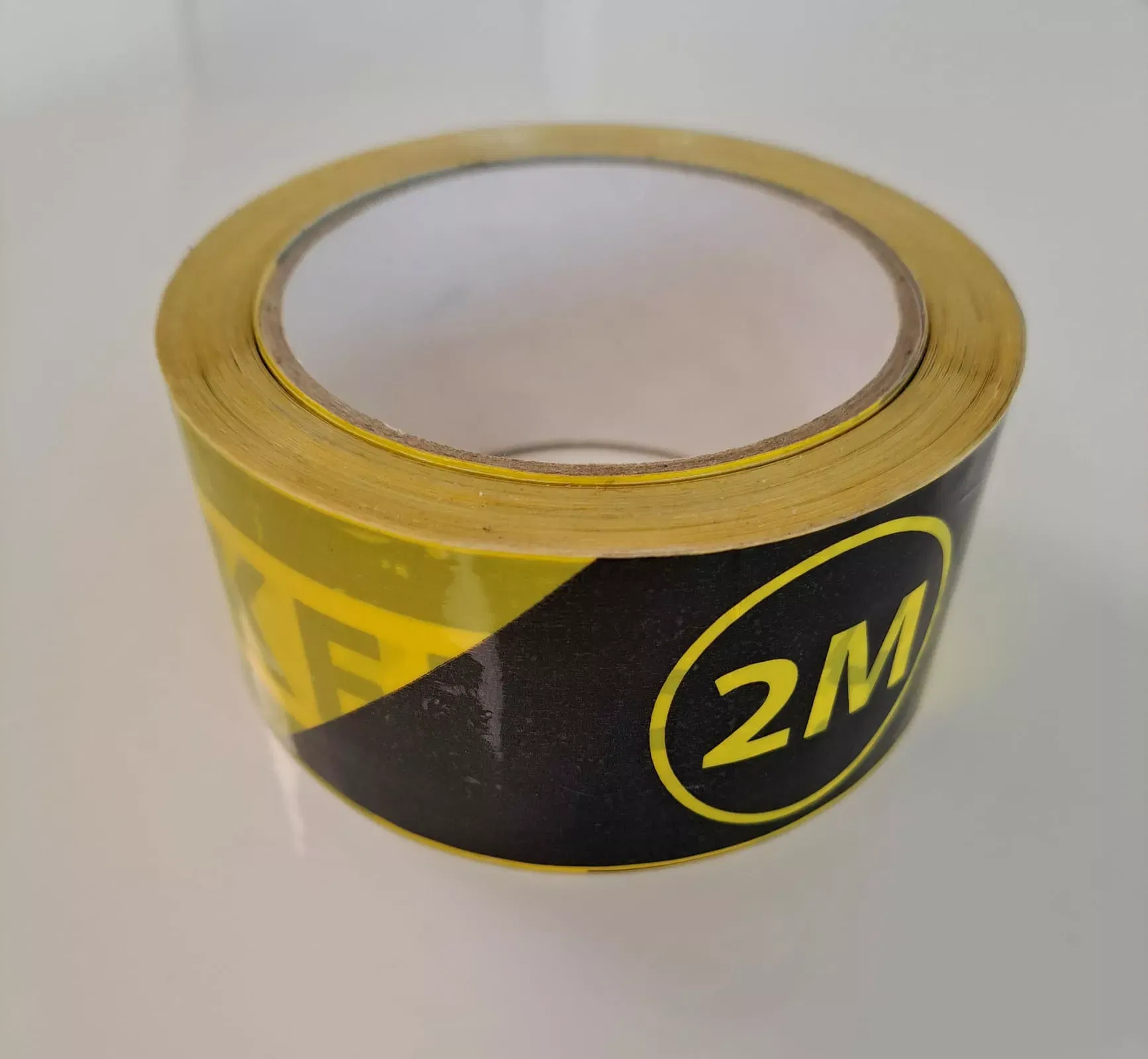 Banda de marcare, din adeziv acrilic, pentru distantare sociala, adeziva, 33m, galben/negru [5]