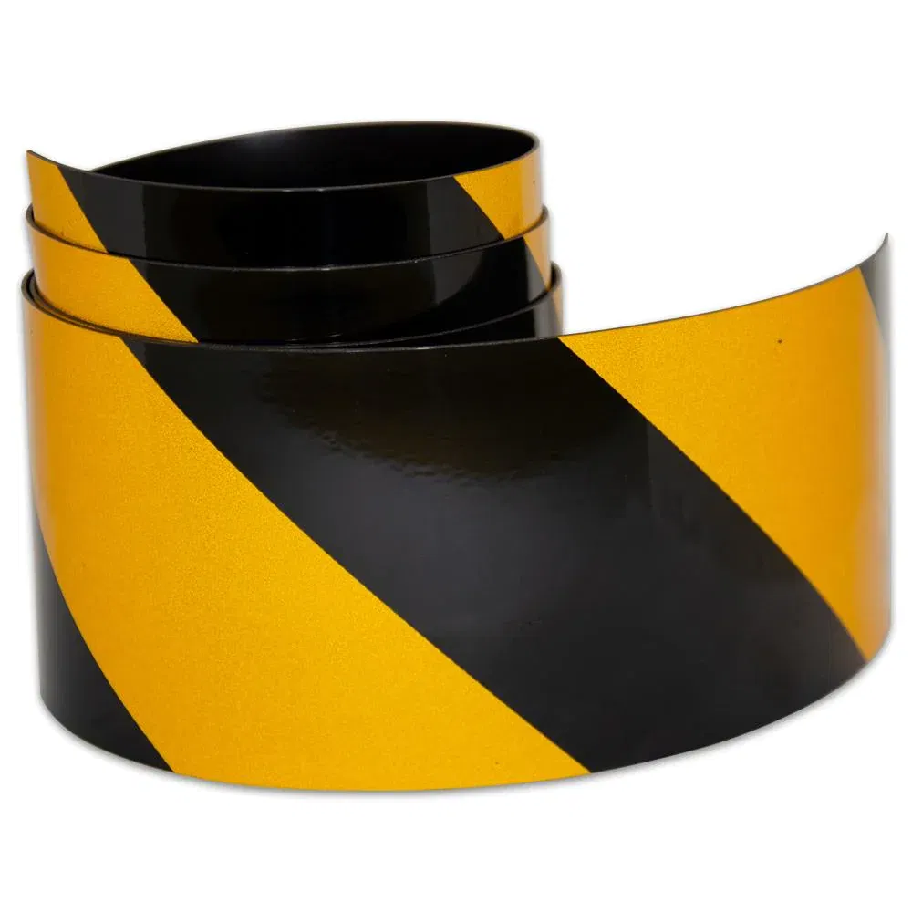 Echipamente Protecția Muncii - Banda reflectorizanta autoadeziva, din adeziv poliacrilic, negru/galben, 5X35cm, 2 buc