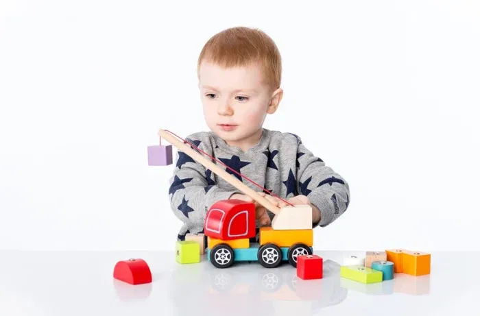 Jucarie Din Lemn Cubika Macara Magnetica, 3 ani+ [5]