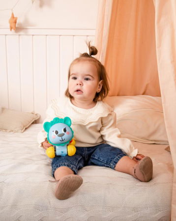 LAMA, JUCARIE DE TRAS [5]