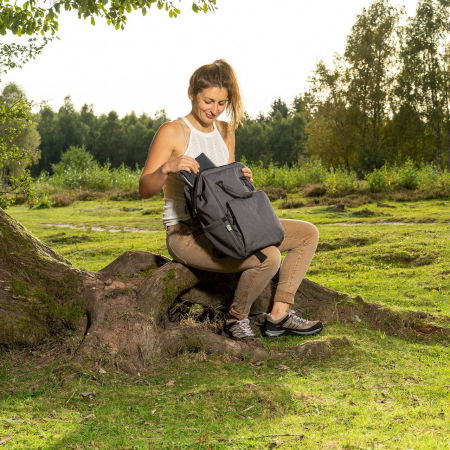 Rucsac multifunctional cu aleza pentru schimbat scutecul bebelusului, din plastic reciclat, Reer Growing Backpack 84221 [10]