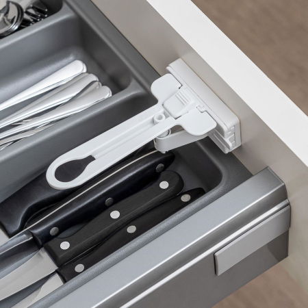 Set sigurante pentru sertare de tacamuri, 2 bucati, albe, montare cu adeziv sau surub, Reer 71090 [3]