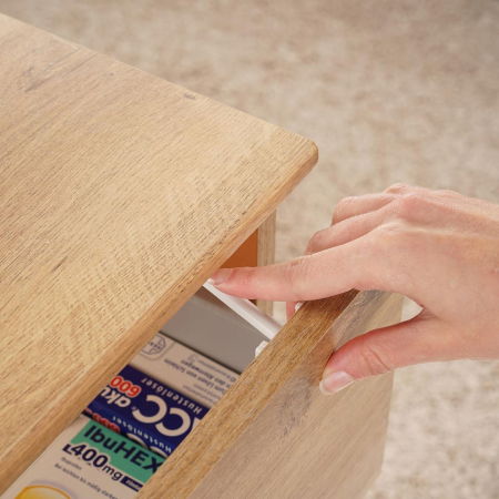 Opritoare sertare și siguranțe dulapuri - Sigurante pentru sertare si usi de dulapuri, 3 bucati, albe, Reer 71060