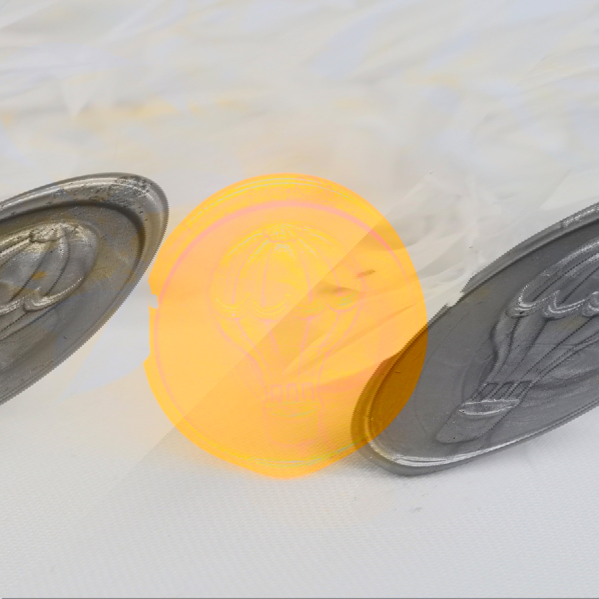 sigiliu de ceara auriu