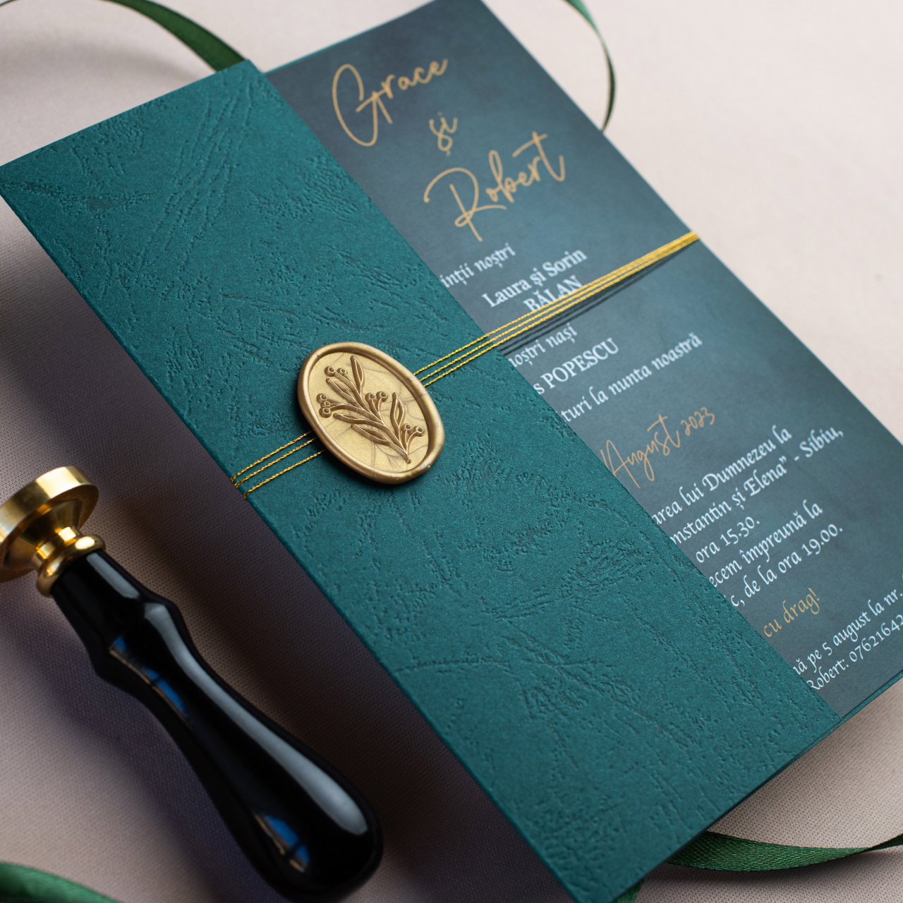 Carton verde smarald pentru invitatii de nunta [4]