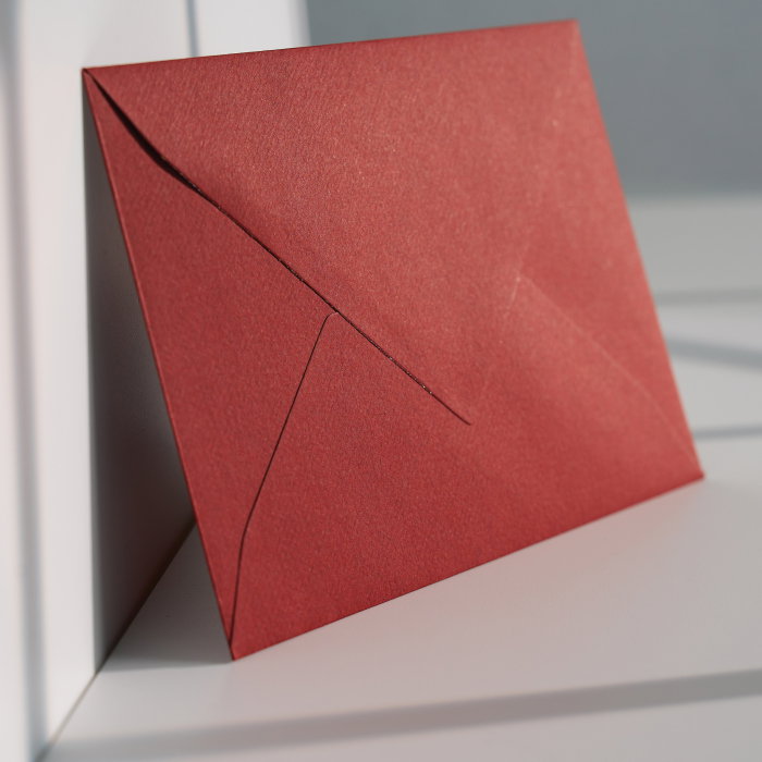 Plic B6 roșu texturat 140g, plic roșu elegant premium, plic roșu pentru invitații [2]