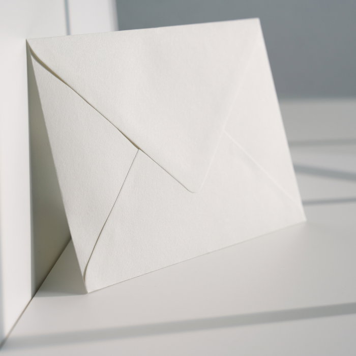 Plic C6 alb texturat 120g, plic alb elegant, plic alb pentru invitații nuntă [2]