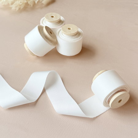 Panglica si snur - Panglică albă pentru buchete de mireasă și aranjamente florale