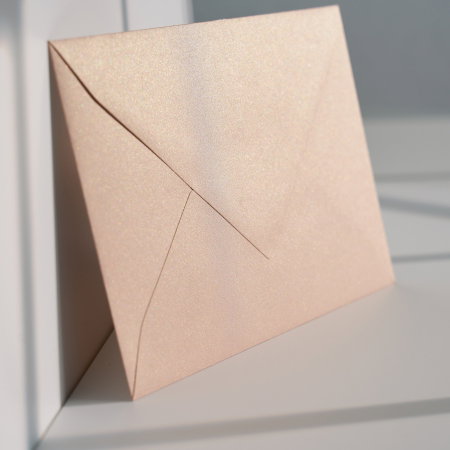 Plic B6 nude sidefat 120g, plic bej perlat premium, plic nude elegant [1]