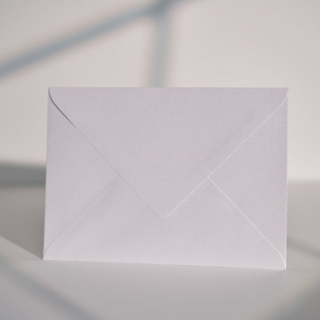 Plicuri C6 (11x16cm) - Plic C6 alb sidefat 120g, plic alb lucios pentru invitații, plic alb perlat elegant
