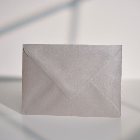 Plicuri C6 (11x16cm) - Plic C6 argintiu, plic argintiu lucios pentru invitații, plic argintiu elegant