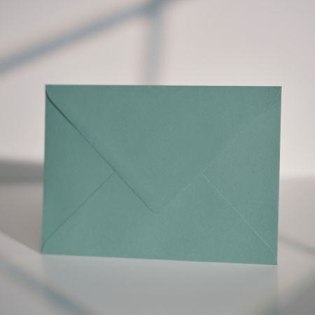 Plicuri C6 (11x16cm) - Plic C6 verde matcha 120g, plic verde mat pentru invitații, plic elegant verde matcha