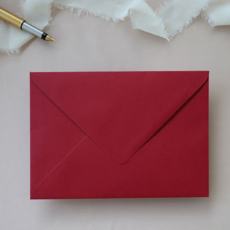 Plicuri C6 (11x16cm) - Plic C6 roșu închis, plic roșu pentru invitații, plic elegant roșu închis