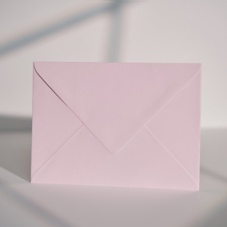 Plicuri C6 (11x16cm) - Plic C6 roz pal, plic pastel roz pentru invitații, plic roz deschis elegant