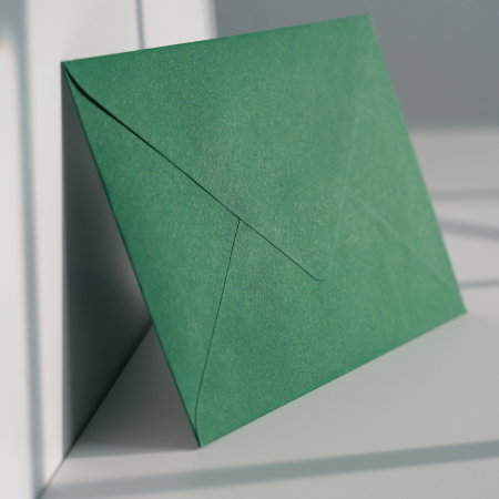 Plic C6 verde cactus texturat 120g, plic verde premium, plic texturat pentru invitații [1]
