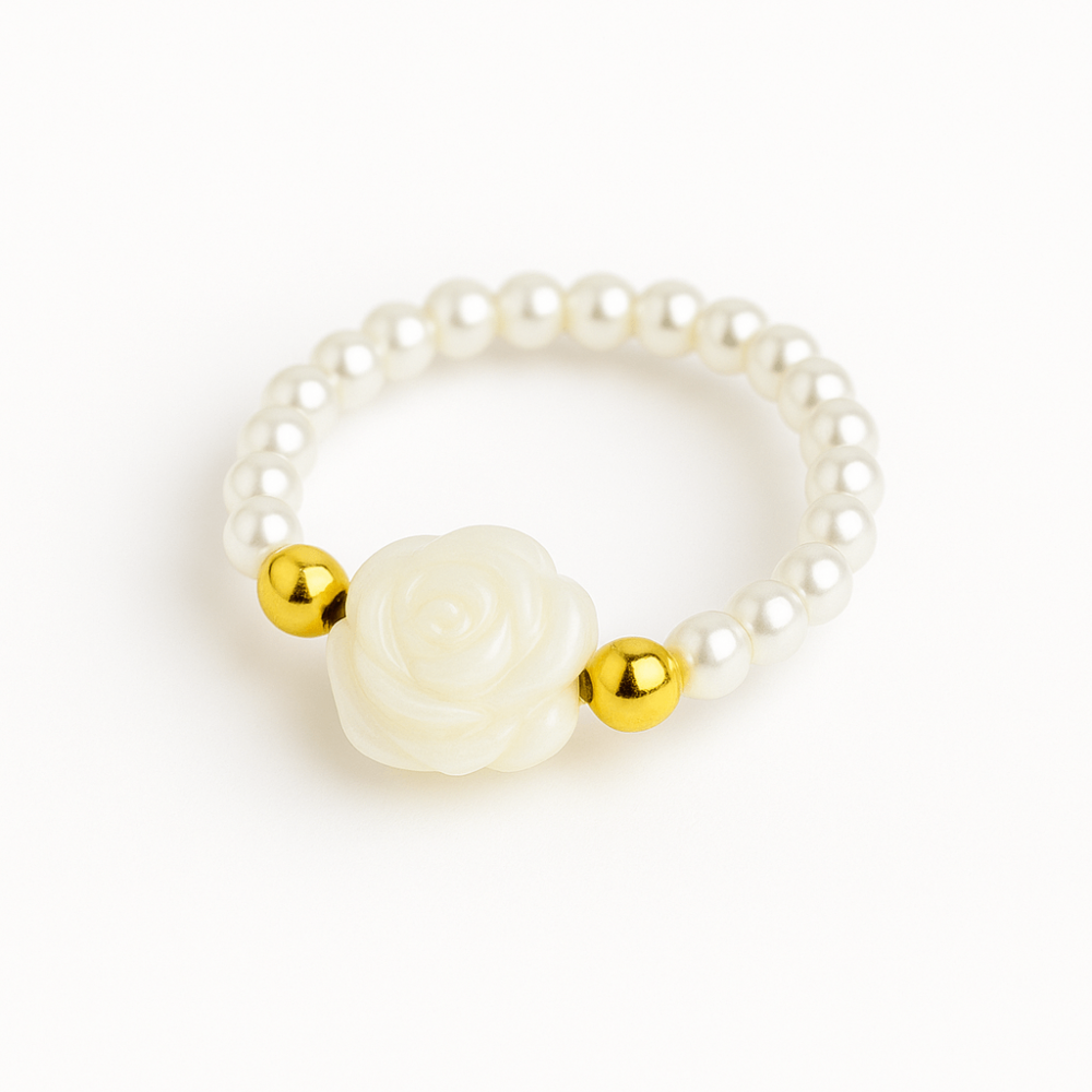 Bijuterie fina cu simbol floral – Inel cu perle si trandafir alb [1]