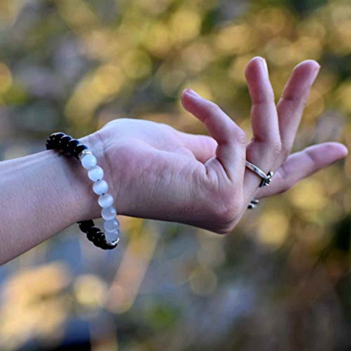 Bratara cu margele 8mm din cristale naturale Obsidian negru si selenit pentru dragoste [6]