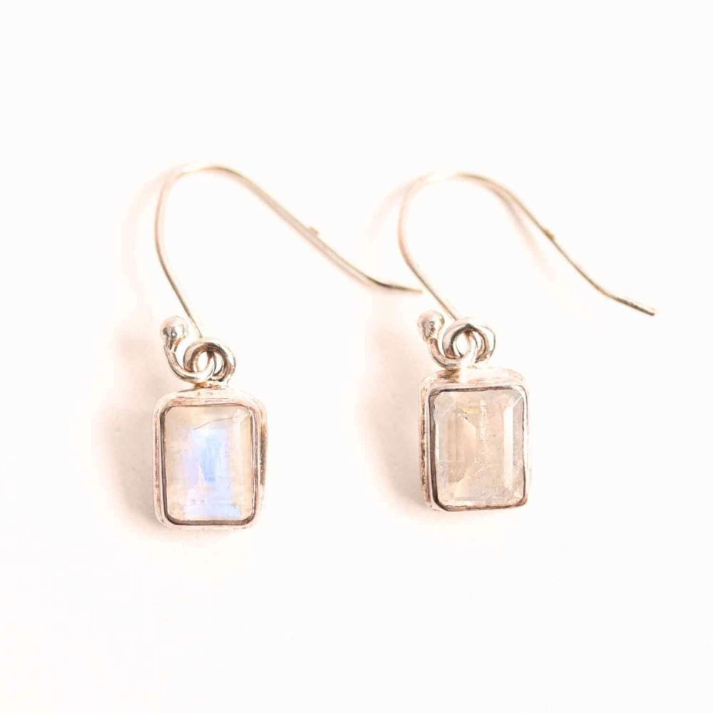 Cercei argint 925 cu Piatra lunii Curcubeu Fatetat [1]