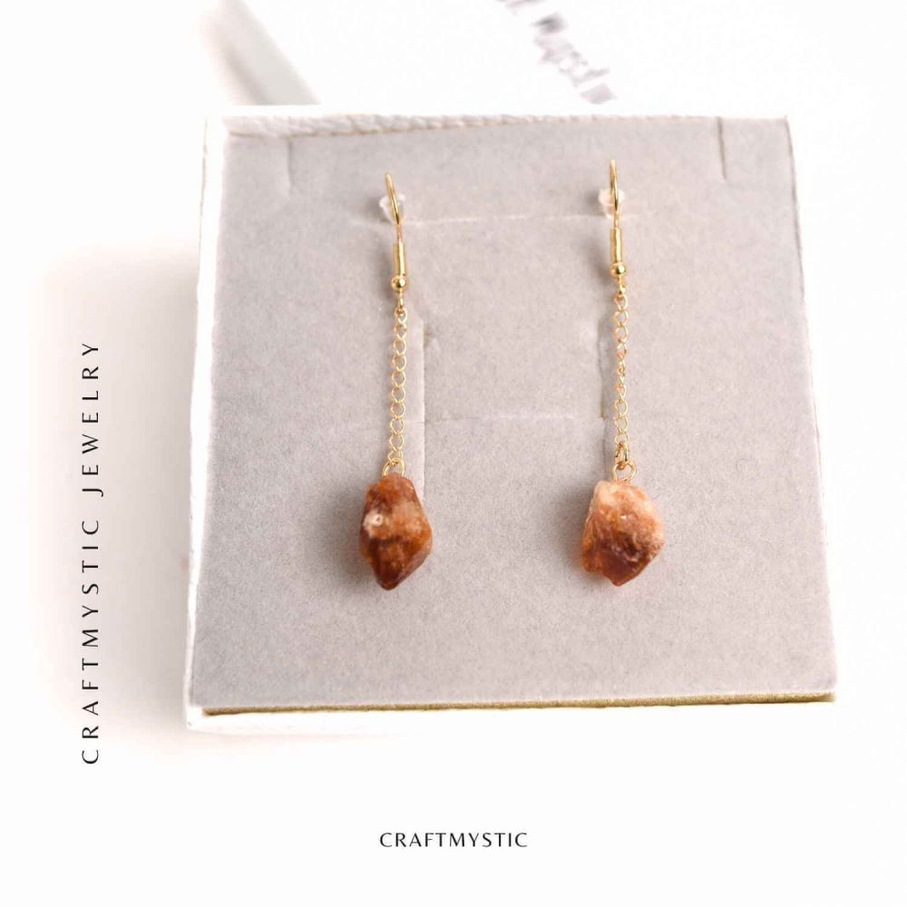 Cercei Aurii cu Citrin Brut – Prosperitate si Eleganta Naturala [6]