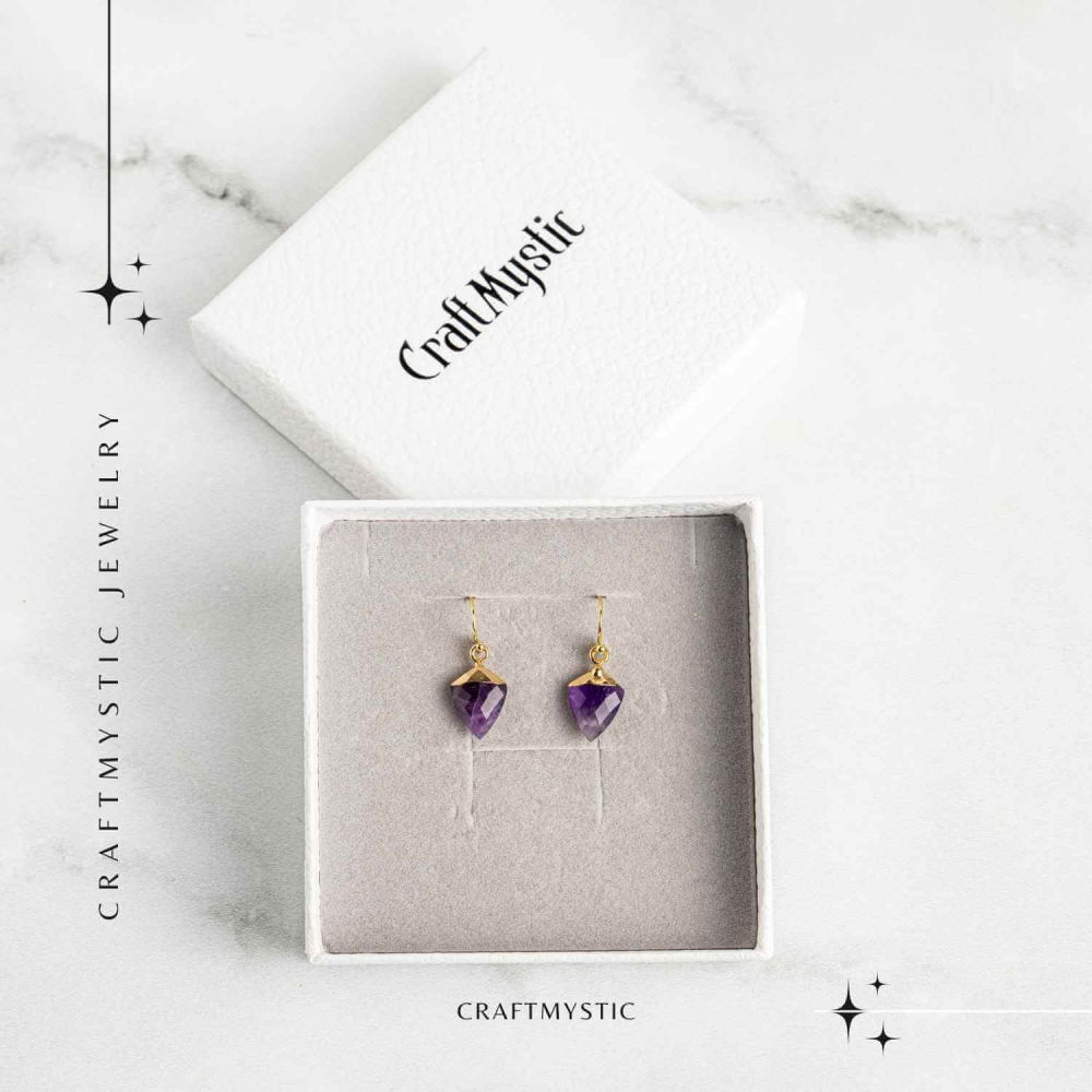 Cercei Aurii Eleganti cu Ametist Natural Fatetat – Eleganta si Protectie [8]