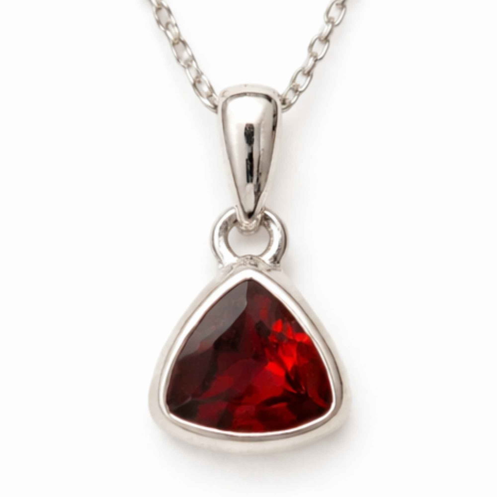 Colier Argint 925 cu Granat Triunghi – Putere si Echilibru Interior [1]