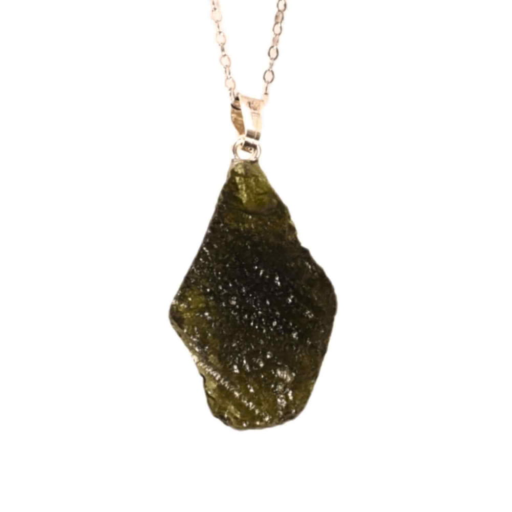 Colier Argint 925 cu MoColier Argint 925 cu Moldavit natural brut 2.9 g – prezenta, sens si spatiu pentru tineldavit natural brut 2.8 g – simbol al schimbarii asumate si al echilibrului [1]