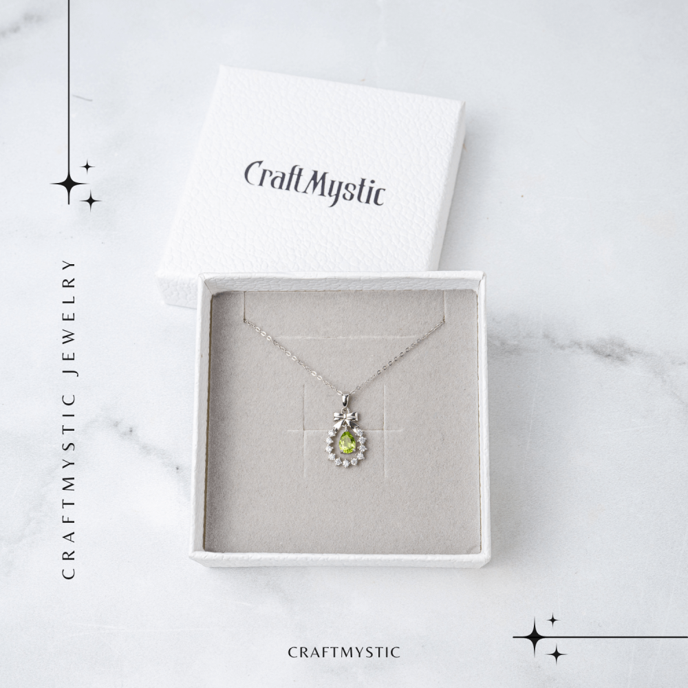 Colier Argint 925 cu Peridot Natural si Zirconiu – Pandantiv Ghirlanda cu Fundita, Simbol al Armoniei si Prosperitatii [7]