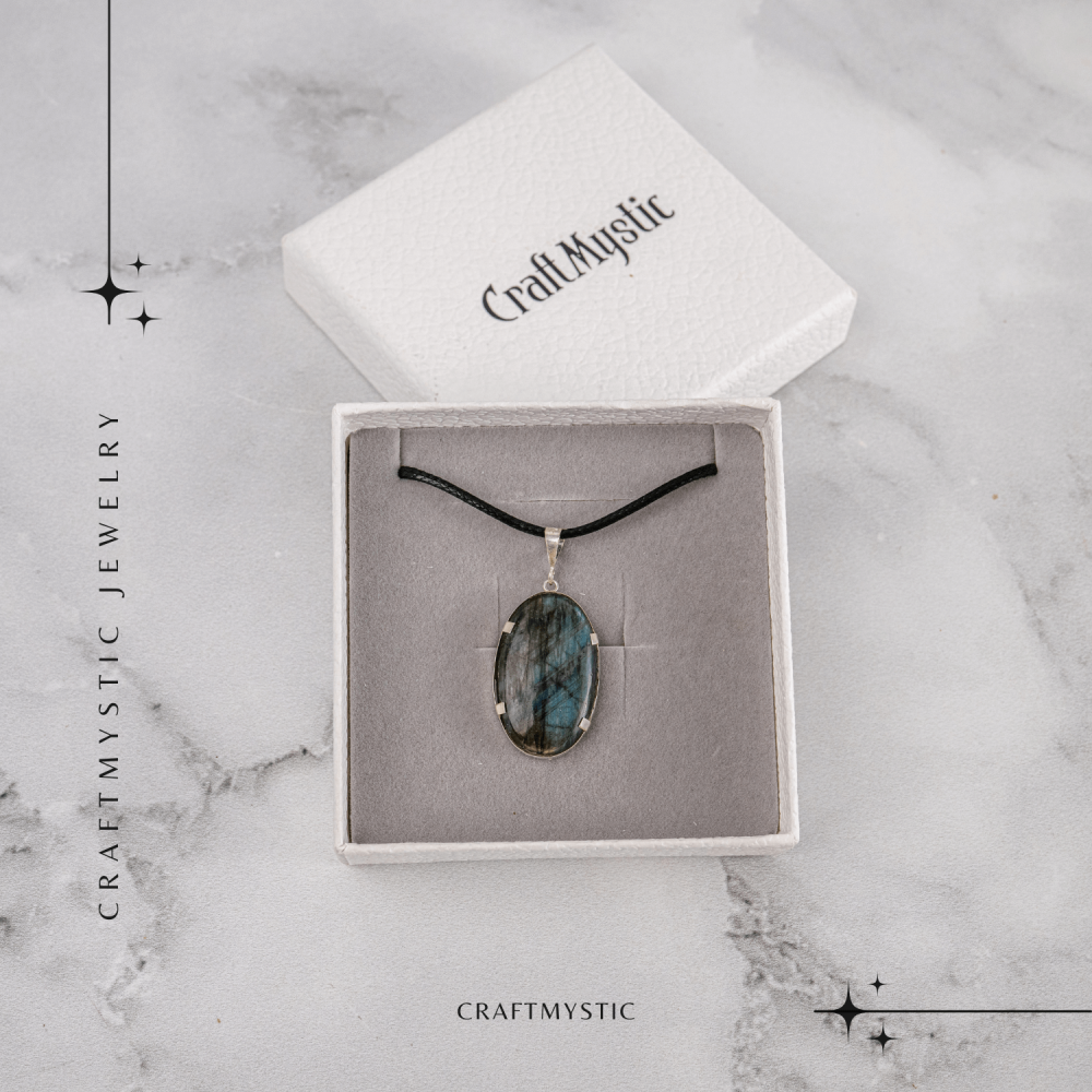 Colier cu Labradorit Oval – Stralucire Mistica si Protectie Energetica [7]