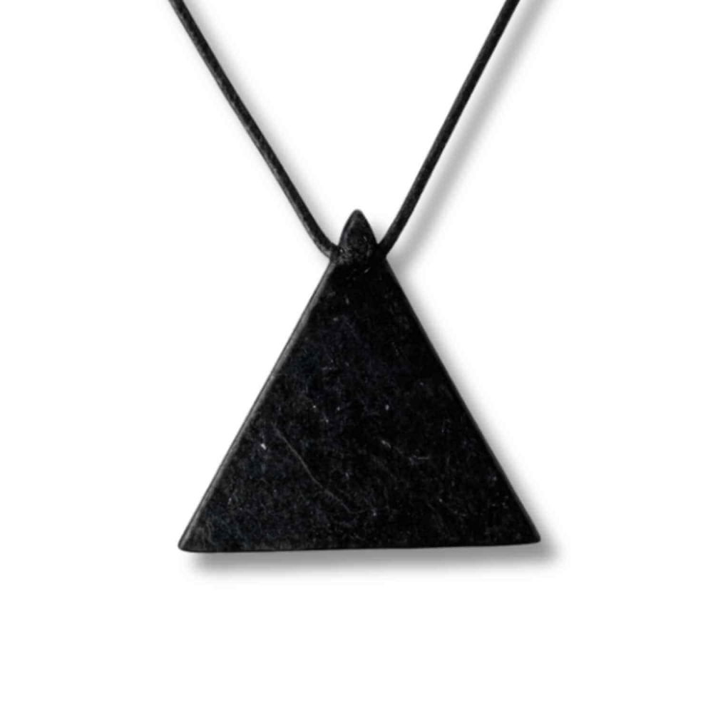 Colier cu Pandantiv Triunghiular din Shungit Natural – Protectie Energetica si Echilibru Interior [1]