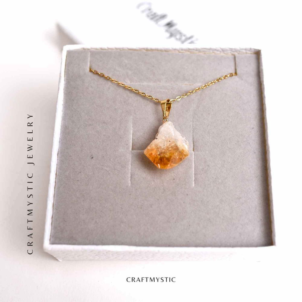 Colier auriu cu pandantiv citrin brut  – Energie si Prosperitate [6]