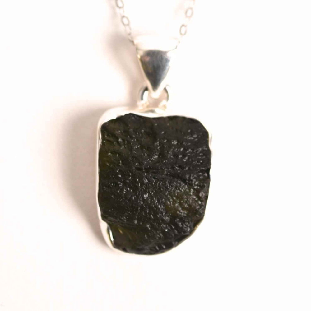 Colier din argint 925 cu moldavit natural – Transformare spirituala si protectie subtila [1]