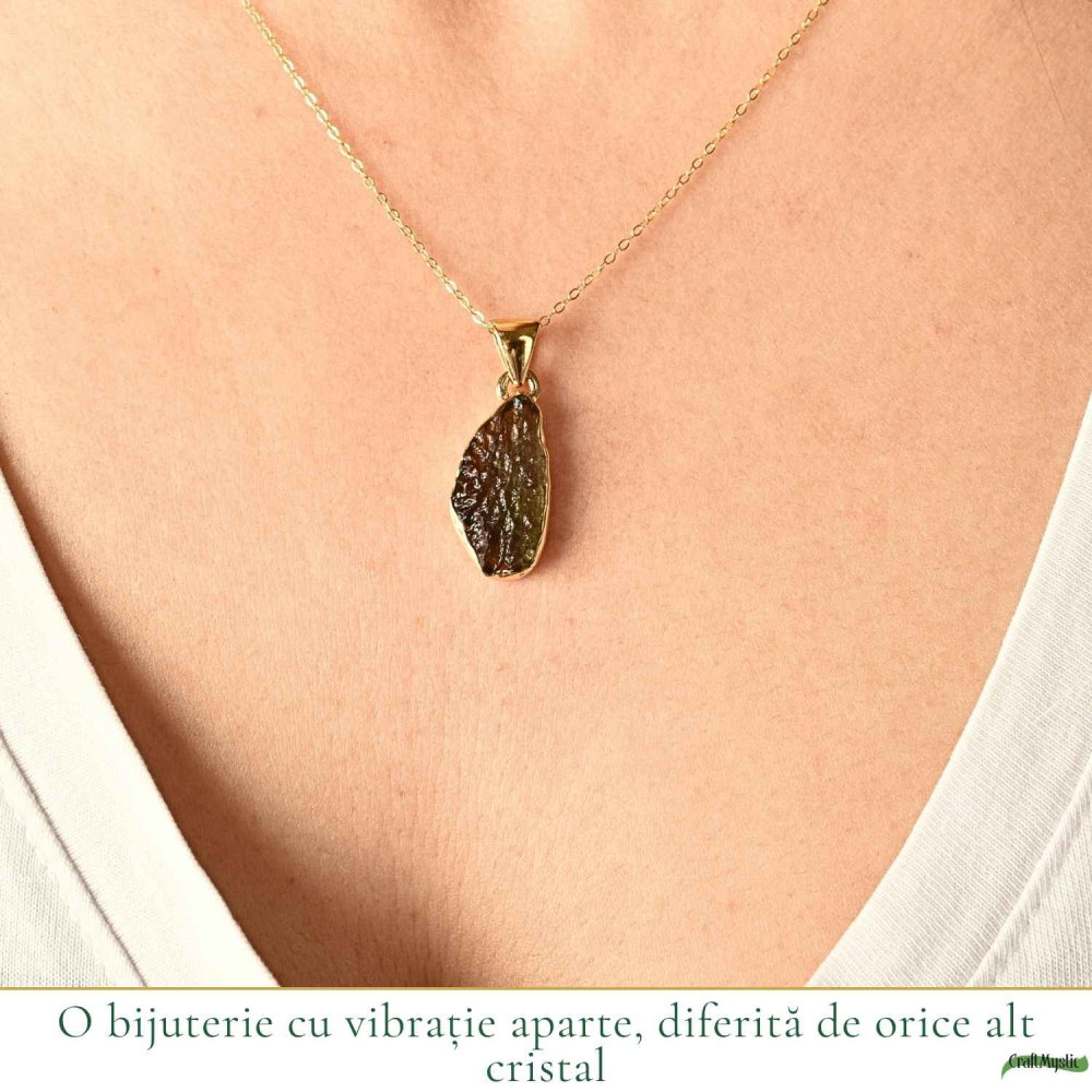 Colier Moldavit Brut Neuniform si Argint 925 Placat cu Aur 18k – Claritate si Transformare Profunda [2]