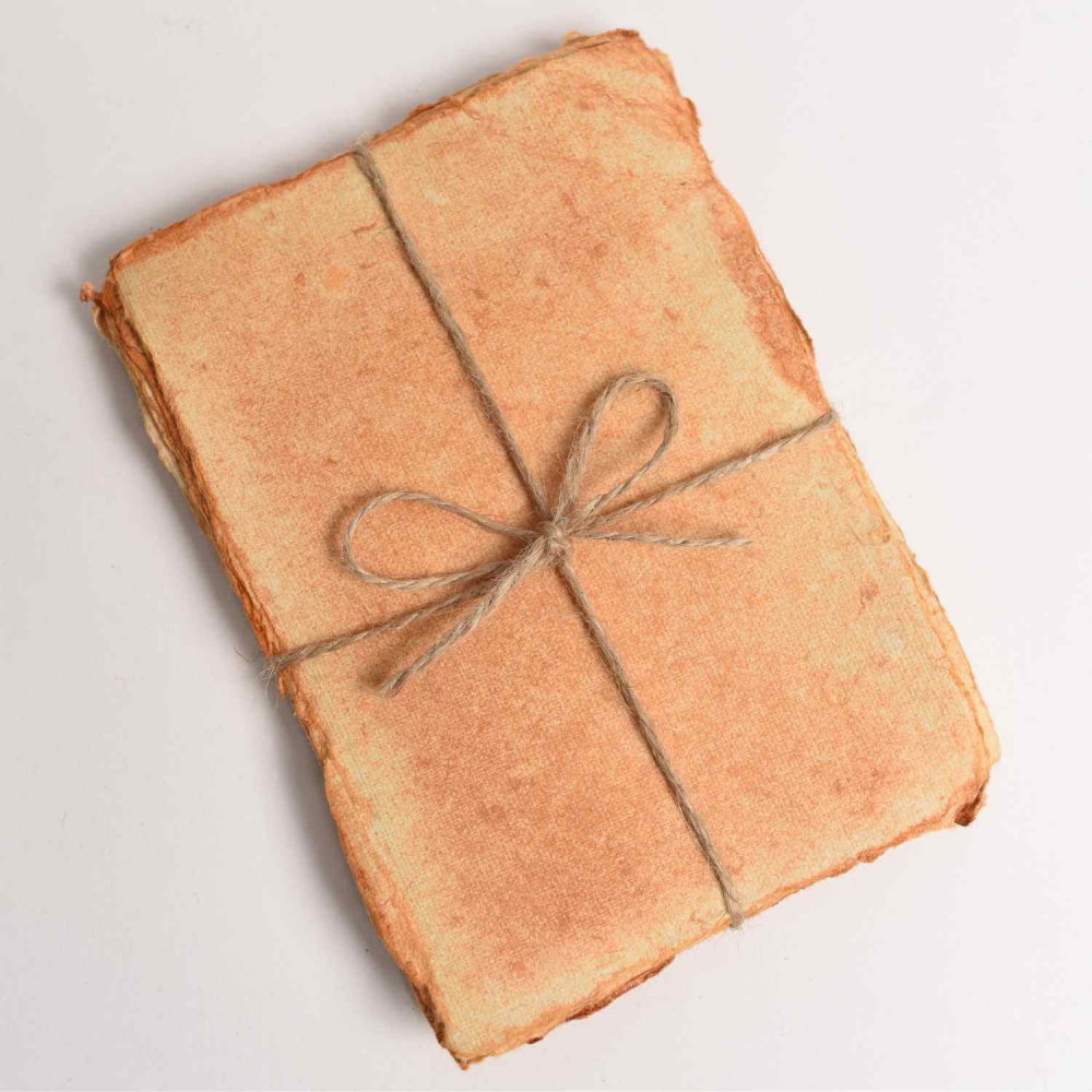 Hartie de bumbac galbena vintage 15x10 cm – Perfecta pentru arta si scris [6]