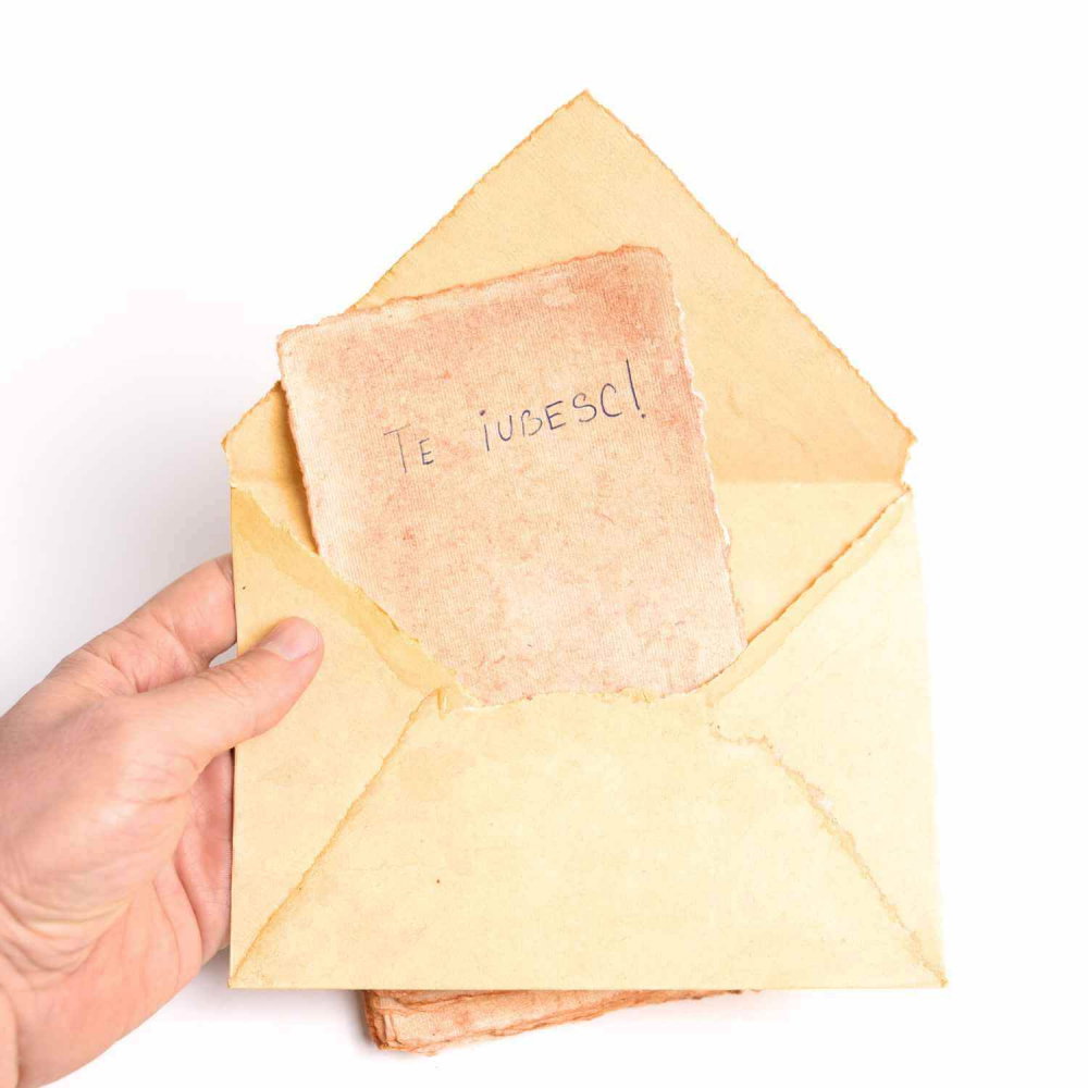 Hartie de bumbac galbena vintage 15x10 cm – Perfecta pentru arta si scris [5]