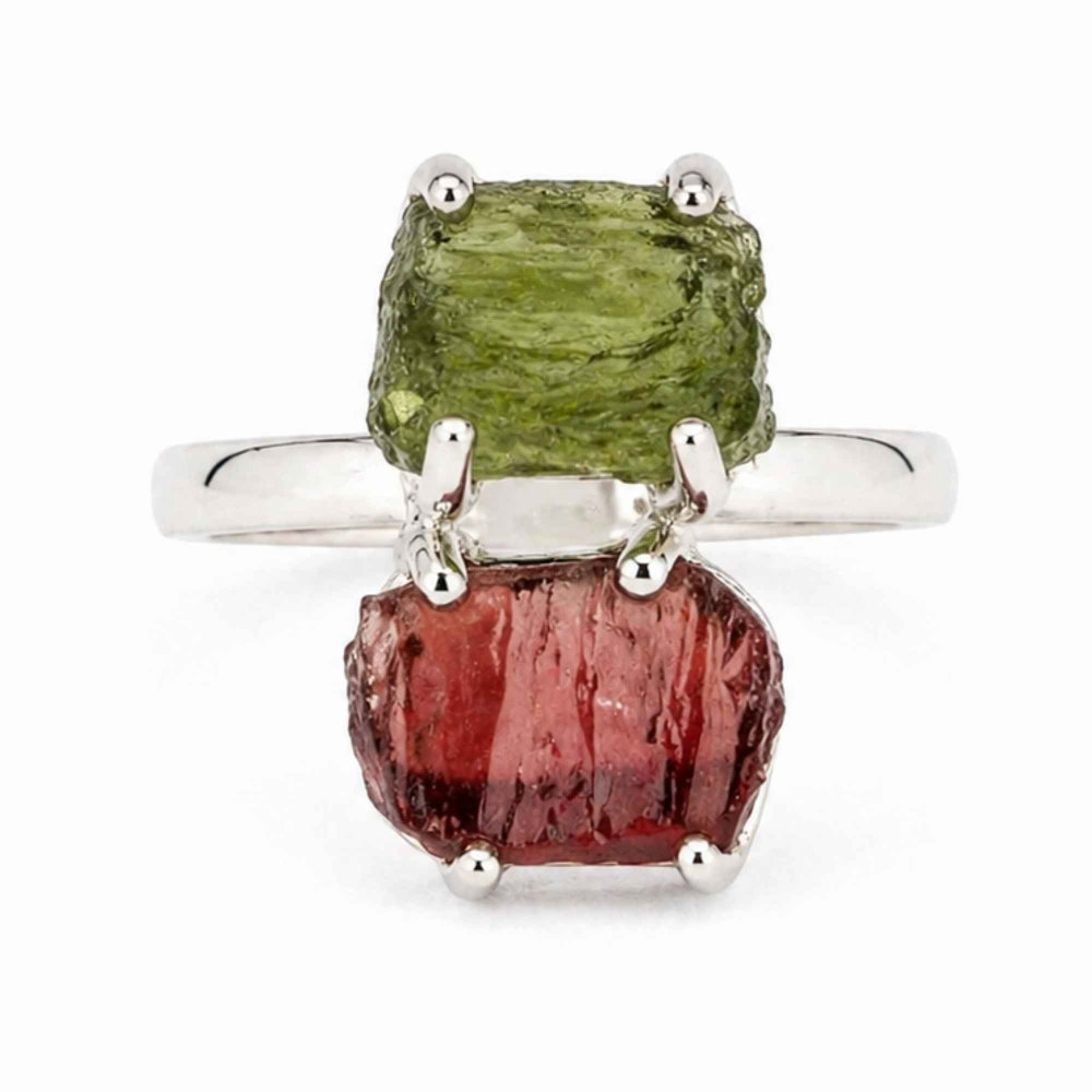 Inel argint 925 cu Moldavit si Granat neuniform, M8.5/58 – curaj si transformare [1]