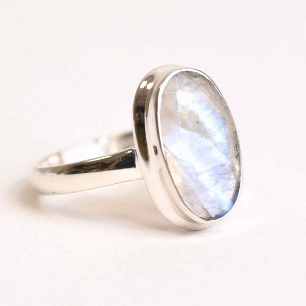 Inel Argint 925 cu Piatra Lunii Fatetat Ovala – Intuitie si Echilibru Emotional [1]