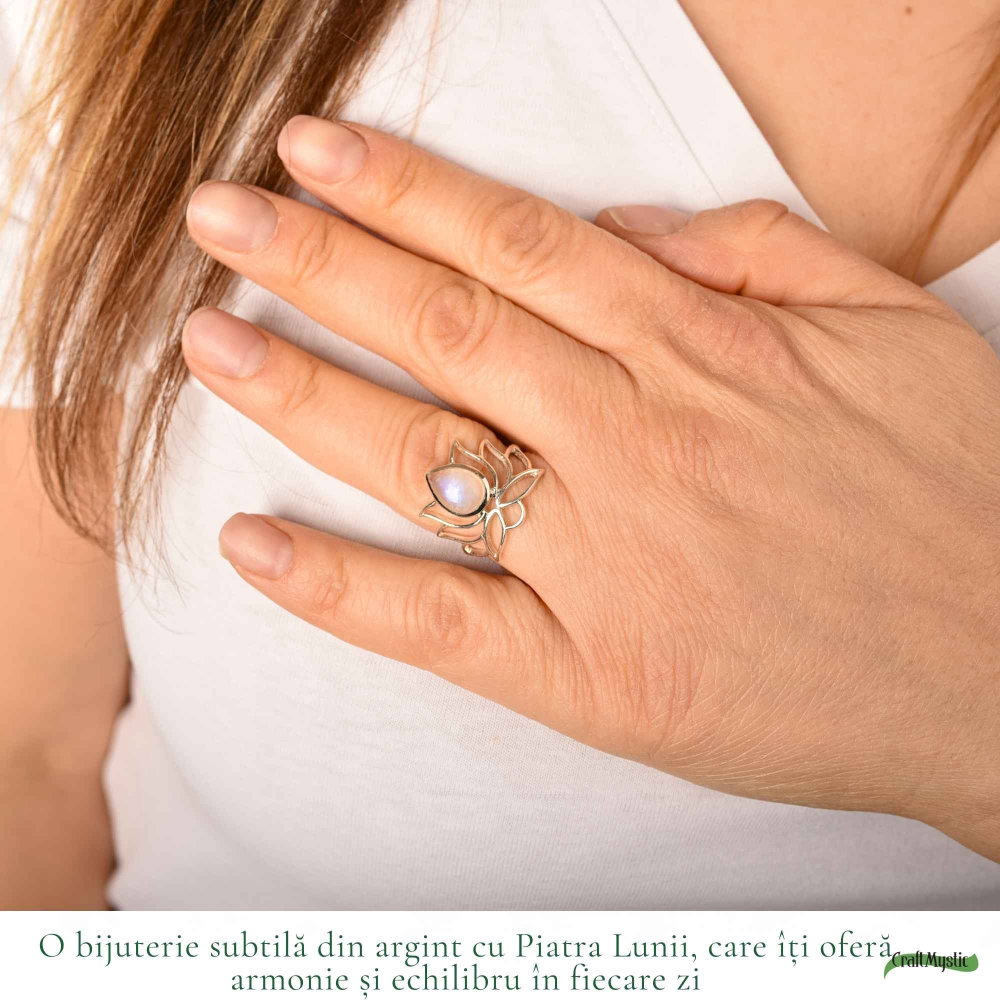 Inel Argint 925 Floare de Lotus cu Piatra Lunii – Echilibru si Liniste Interioara [2]
