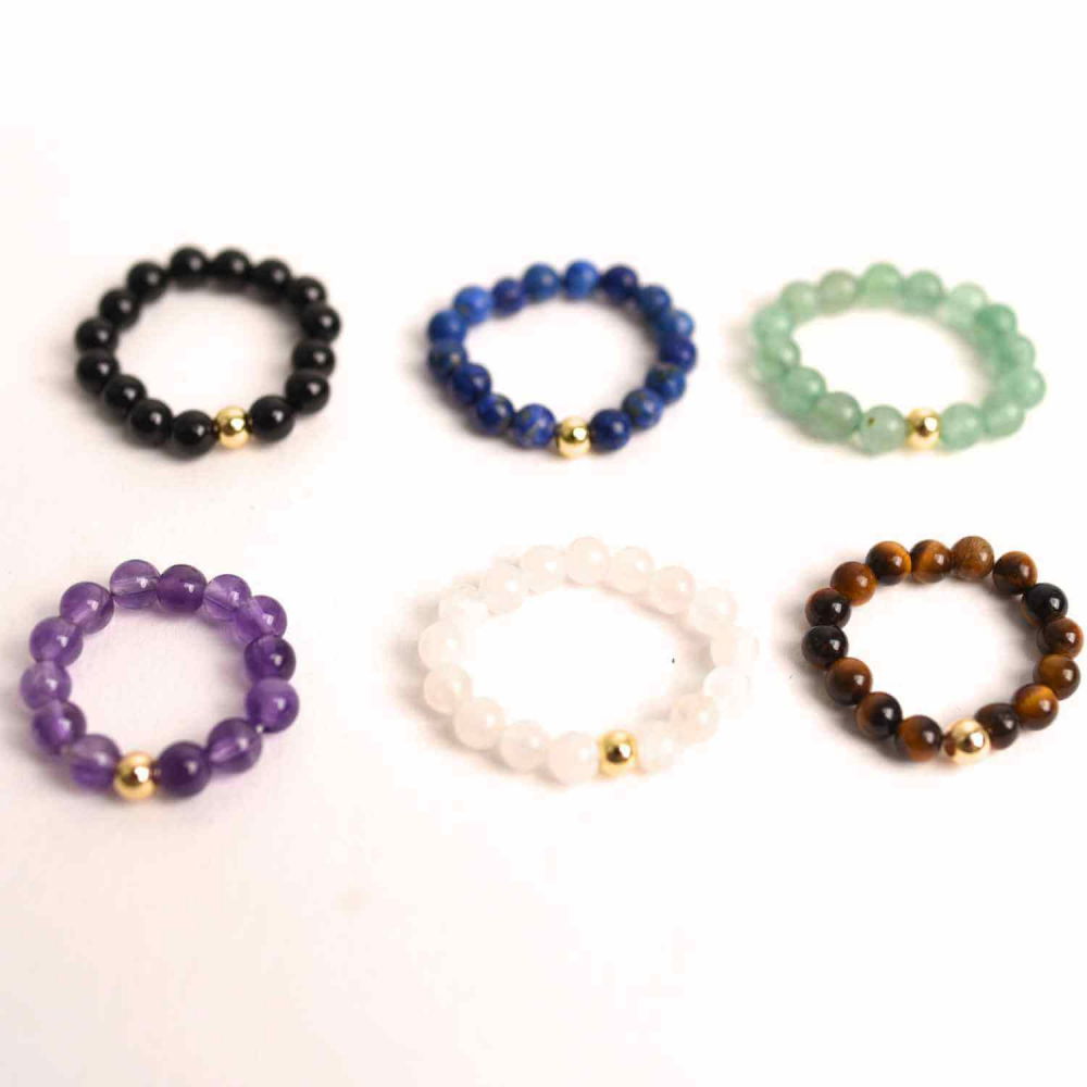 Inel elastic cu biluta aurie si margele 4 mm din pietre naturale [3]