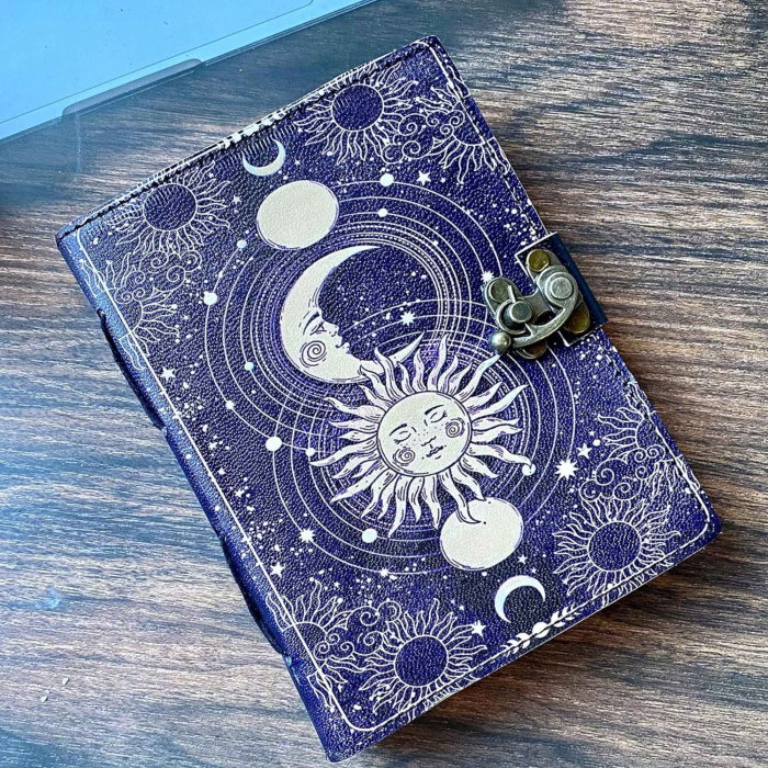 Jurnal Vintage din Piele cu Design Soare si Luna - Manual, cu Pagini de Hartie tip pergament 190-200 Pagini [3]