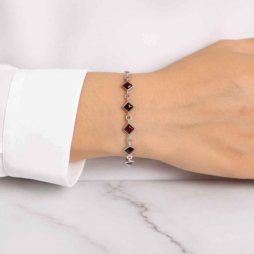 Bratara cu chihlimbar rosu inchis – Geometrie si rafinament natural [2]