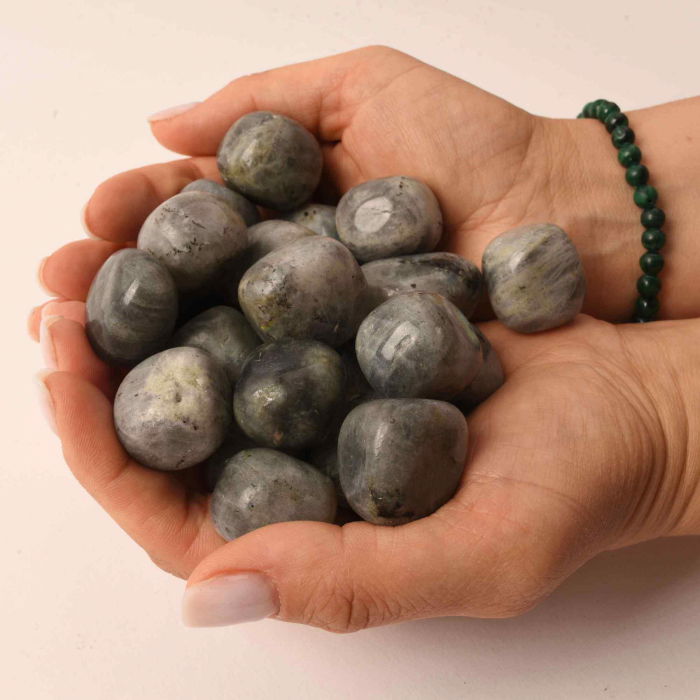 Piatra rulata din Labradorit Natural - Imbunatateste Intuitia, 2-3 cm [5]