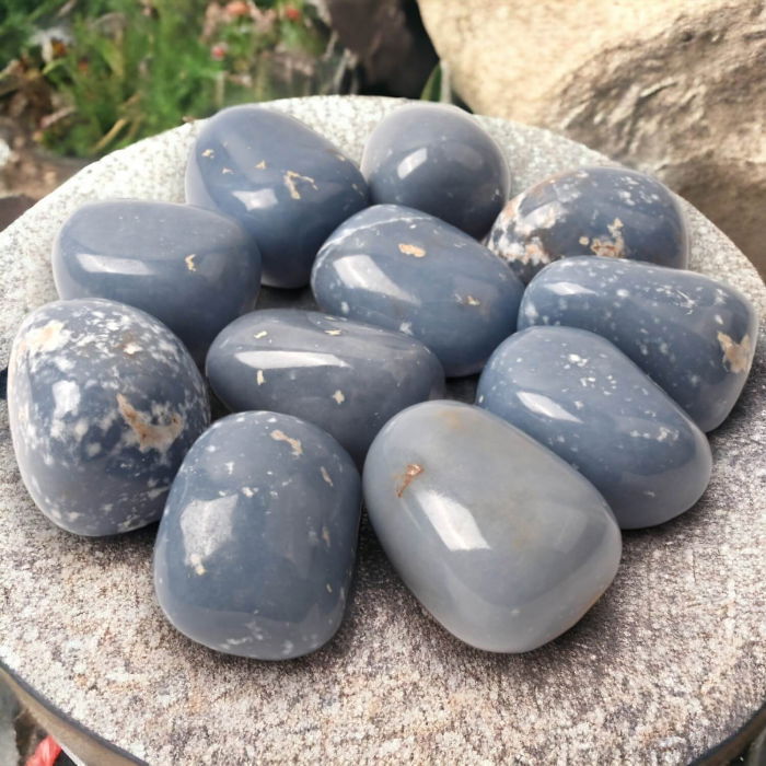 Piatra rulata din Angelit natural - Conexiune Spirituală și Liniște [2]