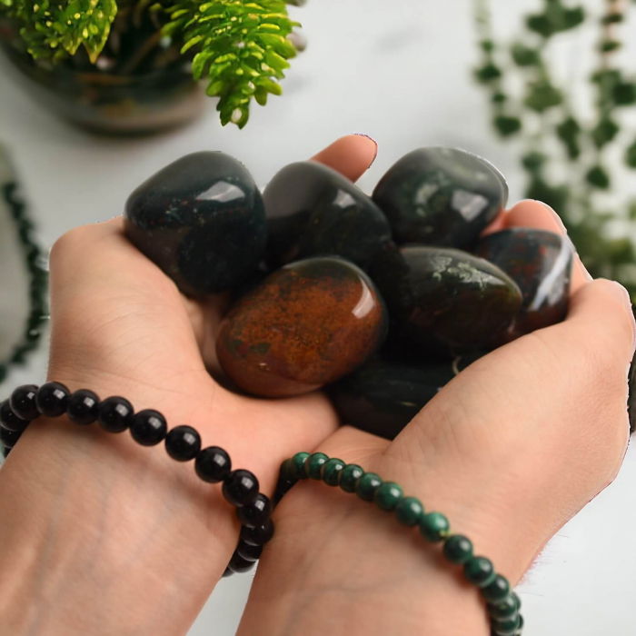 Piatra rulata din Piatra Sangelui natural- Energie și Vitalitate pentru Viața Ta [4]