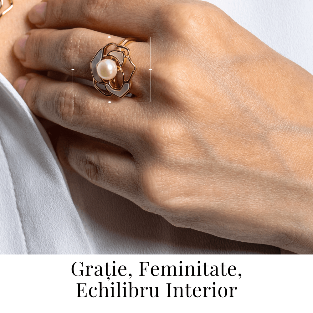 Bijuterie inspirata de natura – Inel floare de camelie cu perla si scoica [2]