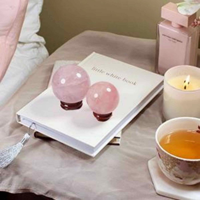 Sfera din Cuart Roz 30 mm, minge de cristal decorativa, cu suport de lemn -  Pentru decor, meditație, vindecare - Copie [6]