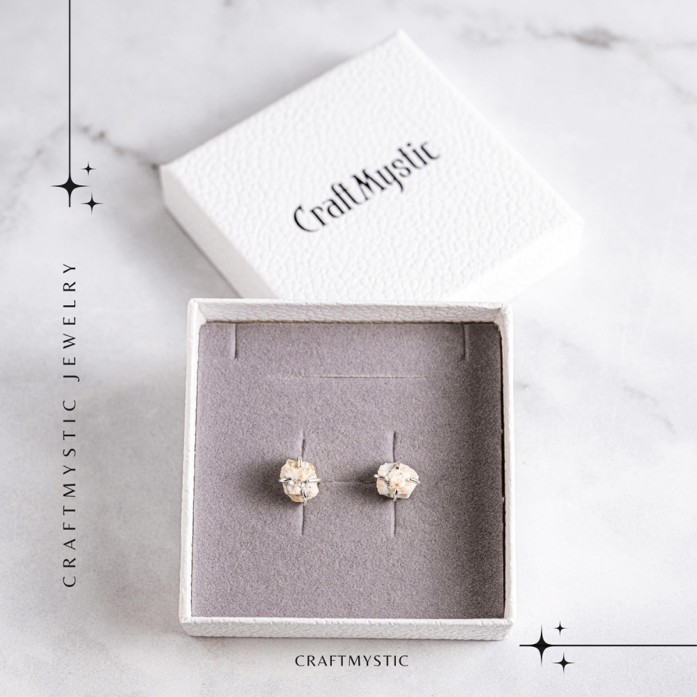 Cercei cu piatra Howlita – Minimalism cu energie linistitoare [7]