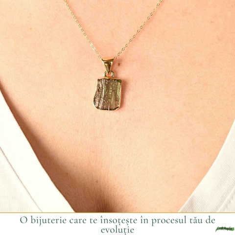 Colier Moldavit Brut Neuniform cu Argint 925 Placat cu Aur de 18k – Energie si Claritate Interioara [1]