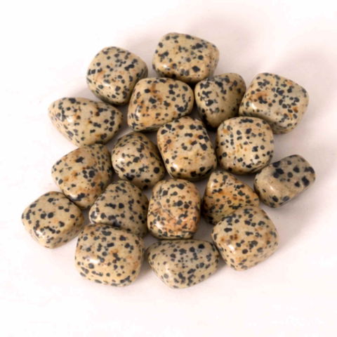 Tip Cristal - Jasp Dalmatian rulat – o piatra care aduce echilibru, stabilitate si o legatura blanda cu natura