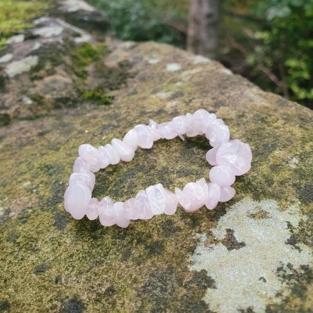 Bratara din cuart roz cu cristale cioplite in forma de chips-uri - Pietre naturale autentice cuart roz - Bratara elastica din cuart roz [1]