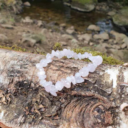 Bratara din cuart roz cu cristale cioplite in forma de chips-uri - Pietre naturale autentice cuart roz - Bratara elastica din cuart roz [2]